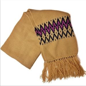 EUC Vintage Izod Lacoste Tan Printed Knit Scarf